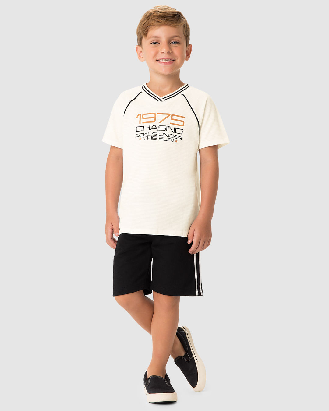 Conjunto Menino Camiseta Gola V Retilínea em Malha Texturizada - Carinhoso