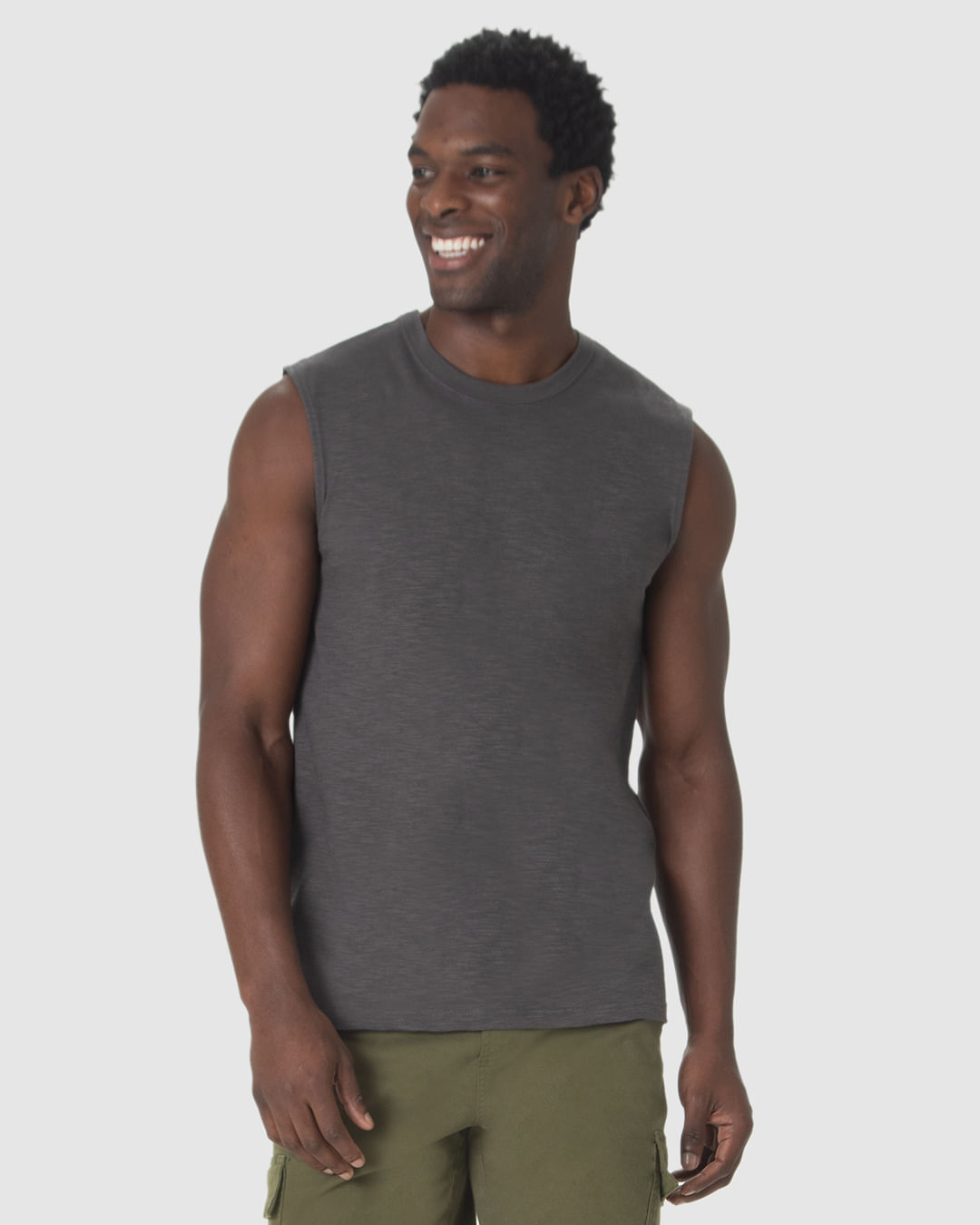 Regata Masculina Machão Com Etiqueta Decorativa Em Malha Rajada