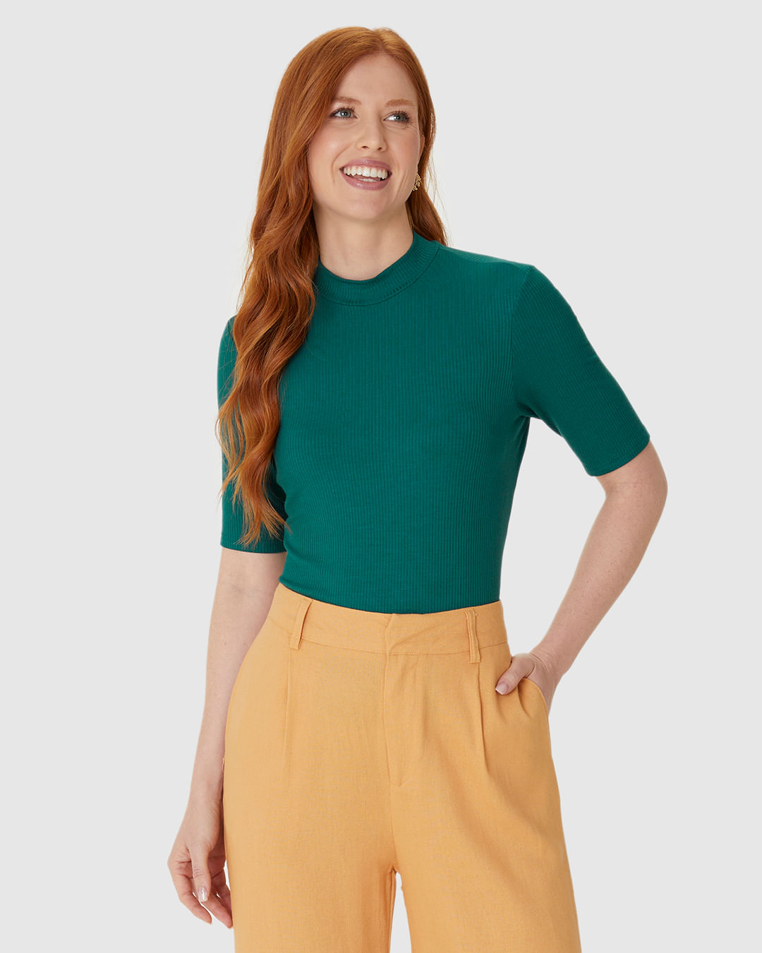 Blusa Básica Feminina Gola Alta Em Canelado De Viscose