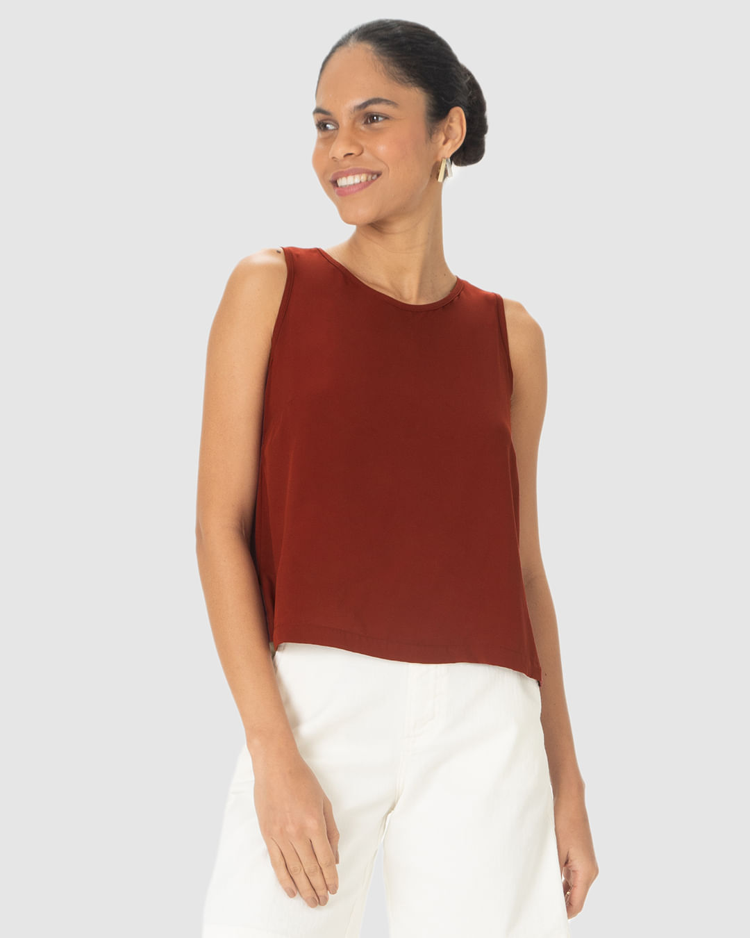 Regata Básica Feminina Long Cropped Alça Larga Em Viscose