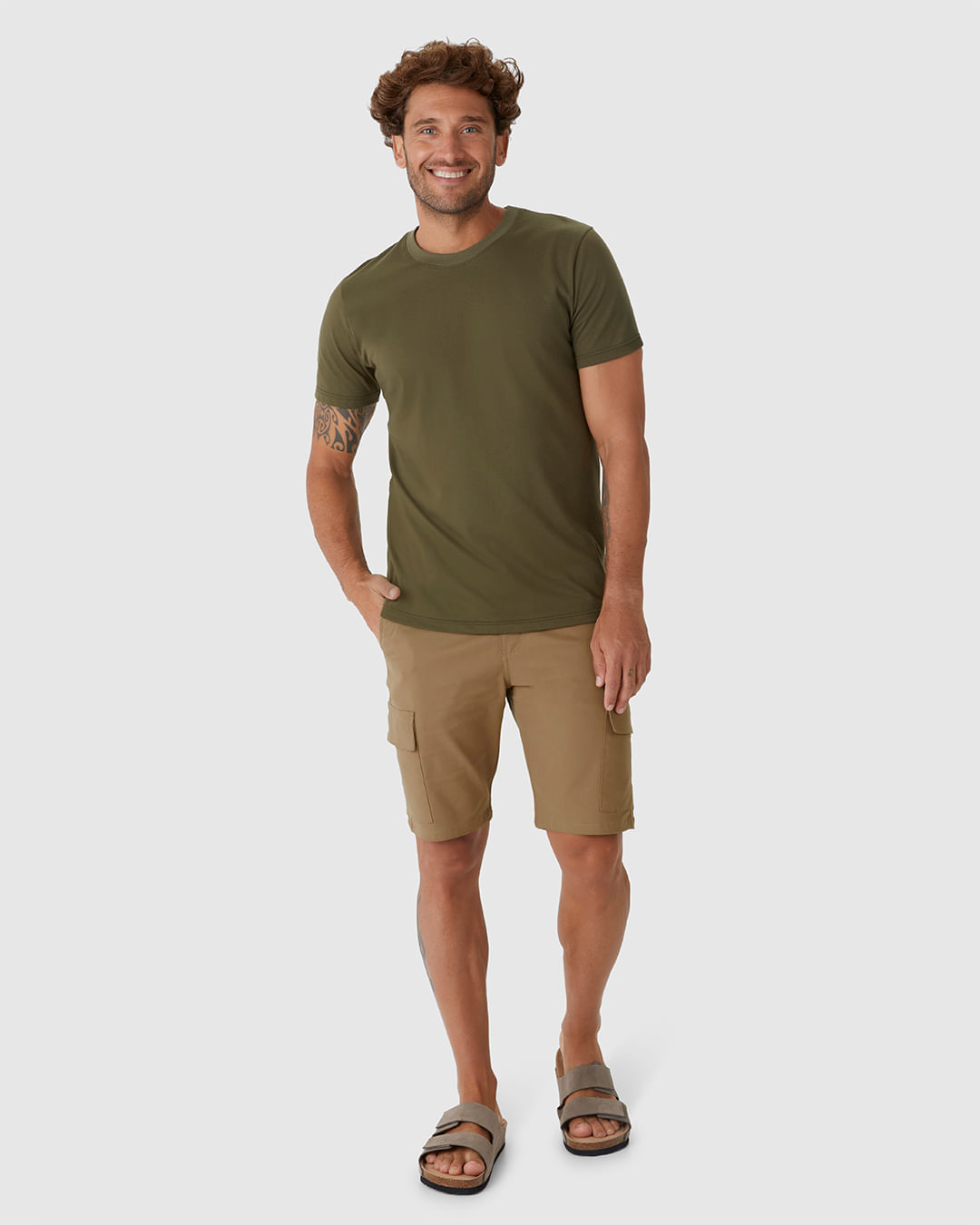 Bermuda Cargo Masculina Cintura Média Em Sarja Moletom Stretch - Imagem 21