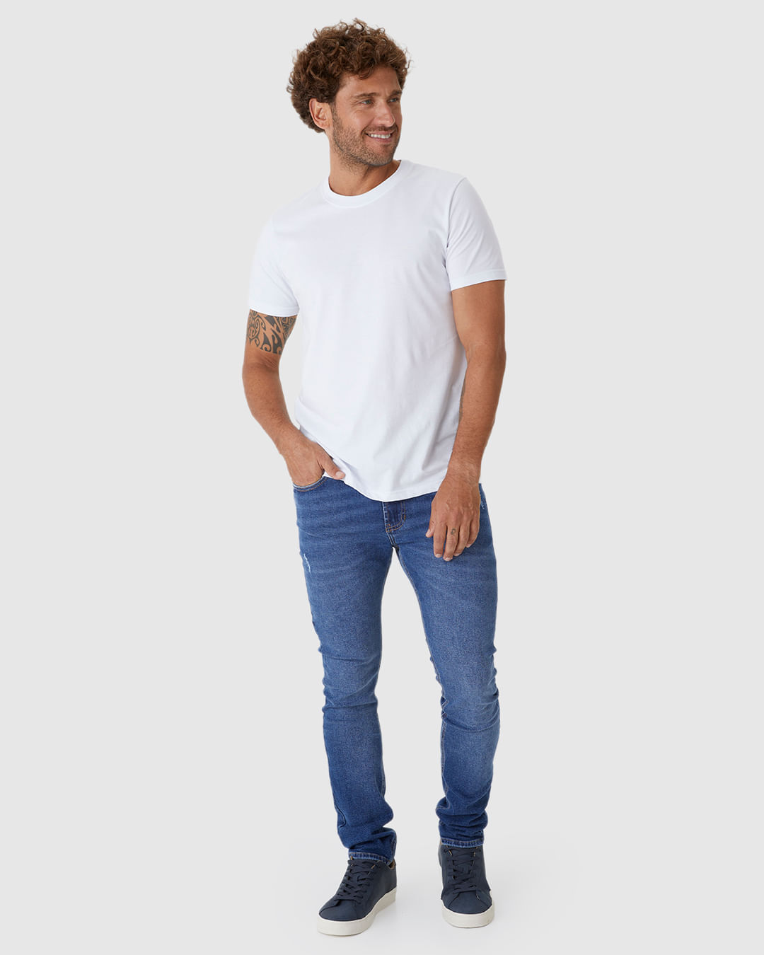 Calça Masculina Skinny Cintura Média Em Jeans Super Stretch