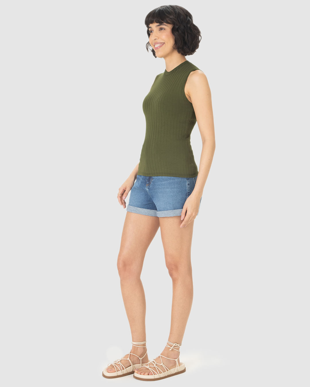 Regata Básica Feminina Justa Gola Alta Em Malha Viscose Canelada - Imagem 12