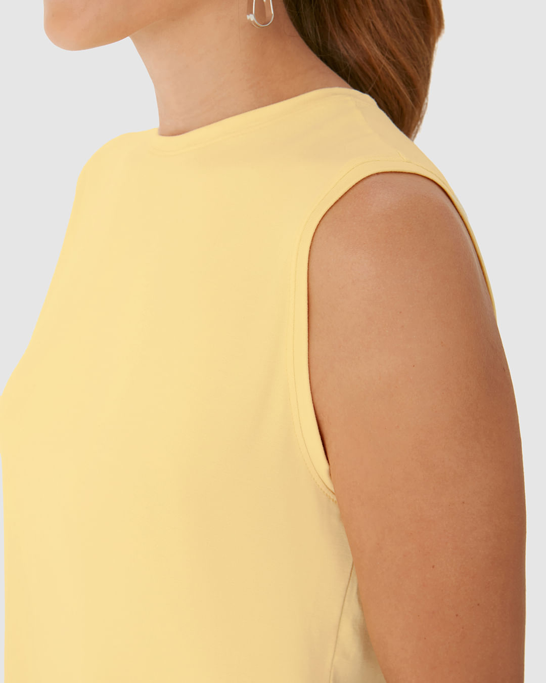 Regata Básica Feminina Long Cropped Em Viscose Stretch - Imagem 8