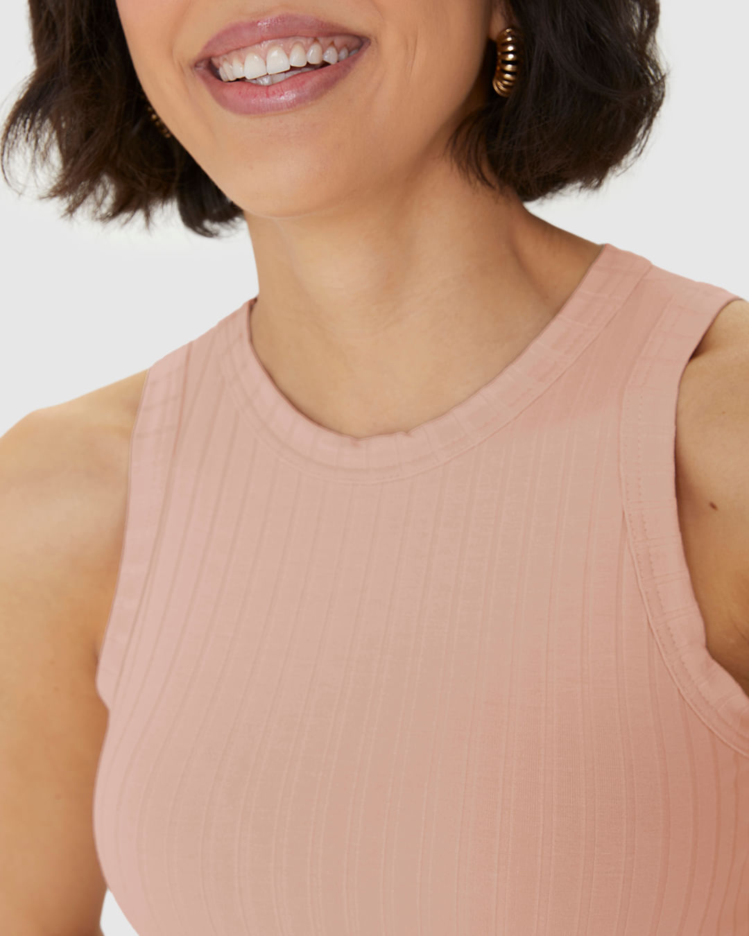 Regata Básica Feminina Long Cropped Em Malha Canelada De Viscose - Imagem 18