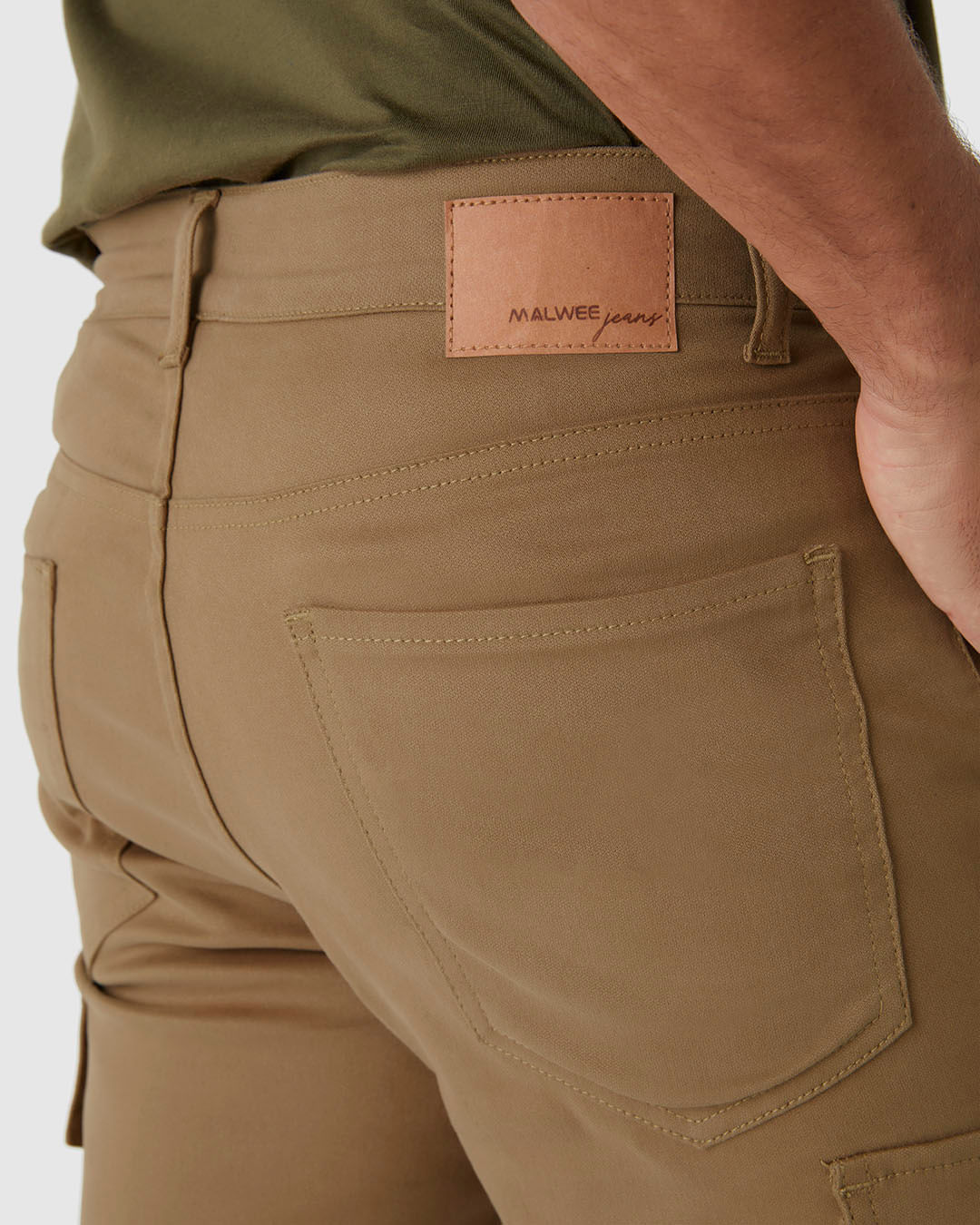 Bermuda Cargo Masculina Cintura Média Em Sarja Moletom Stretch - Imagem 33