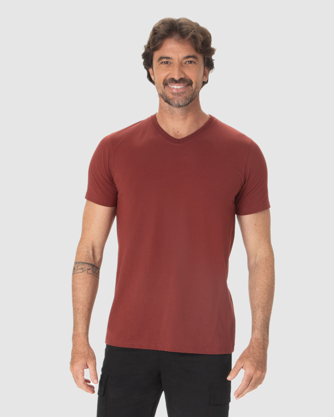 Camiseta Básica Masculina Gola V Em Algodão - Imagem 29