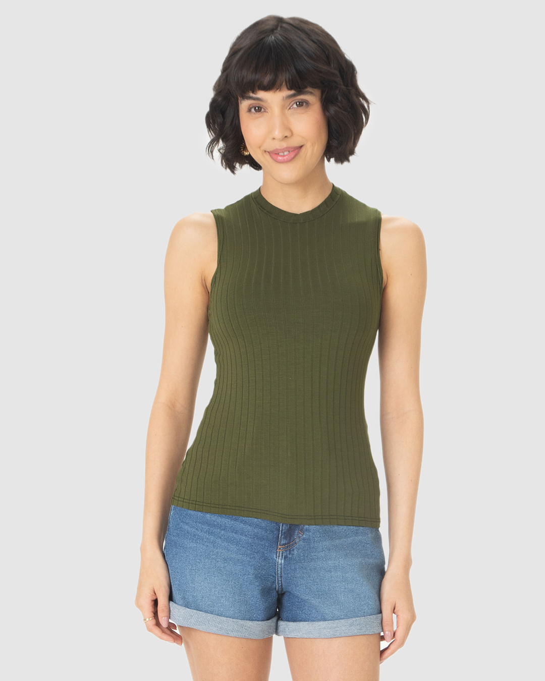 Regata Básica Feminina Justa Gola Alta Em Malha Viscose Canelada - Imagem 4