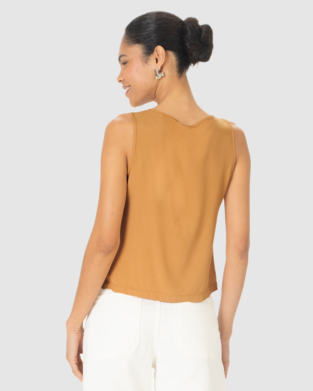 Regata Básica Feminina Long Cropped Alça Larga Em Viscose - Imagem 20