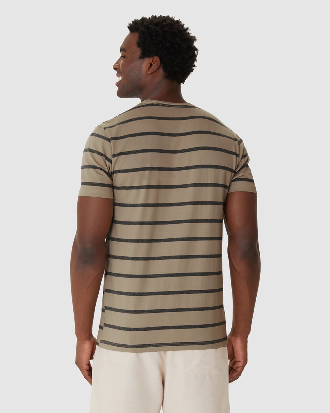 Camiseta Masculina Regular Decote Redondo Manga Curta Em Malha Listrada - Imagem 25