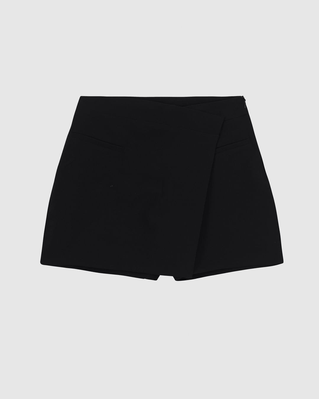 Shorts Saia Feminino Bolso Decorativo Em Tecido Alfaiataria - ENFIM