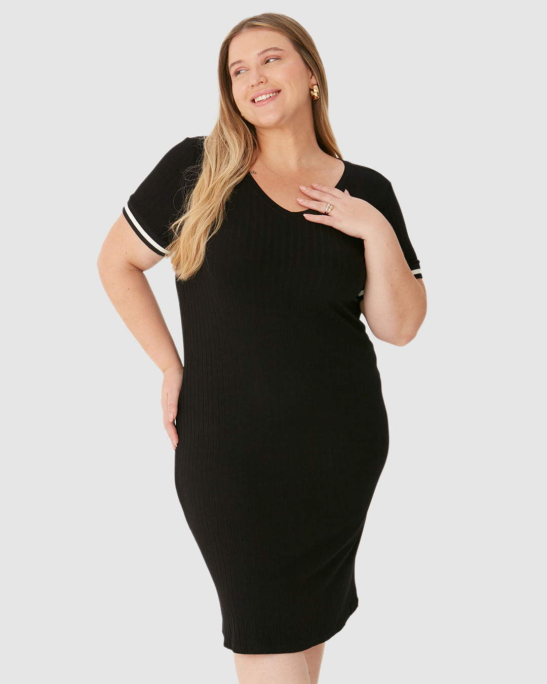 Vestido Feminino Plus Size Reto Manga Retilínea Em Canelado De Viscose - Imagem 21