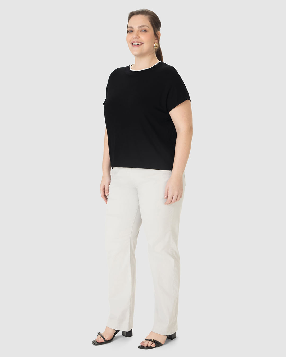 Blusa Feminina Plus Size Ampla Gola Retilínea Em Moletinho De Viscose - Imagem 2