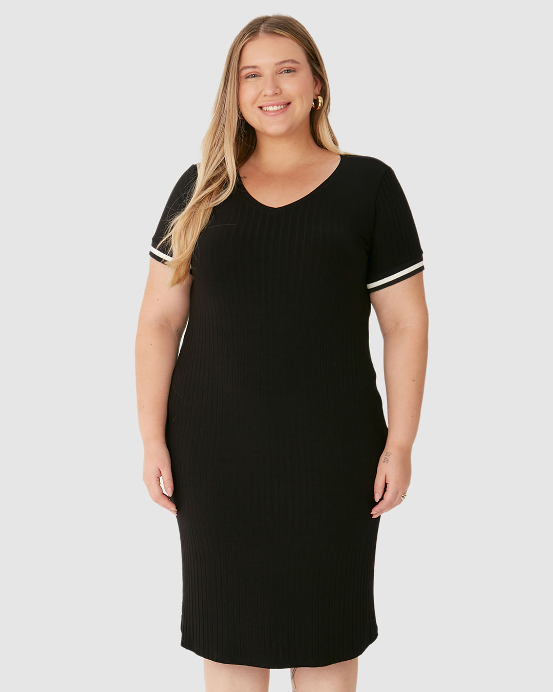 Vestido Feminino Plus Size Reto Manga Retilínea Em Canelado De Viscose - Imagem 14