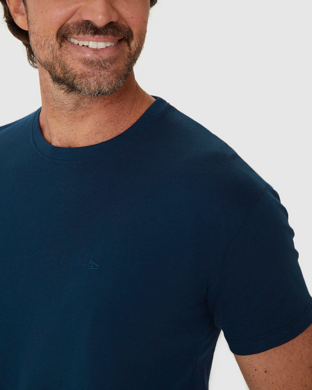 Camiseta Abraço Masculina Em Malha Comfy Touch - Imagem 8