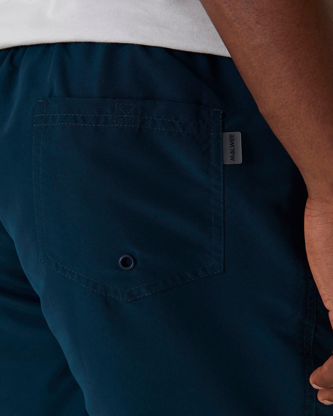 Shorts Masculino Cós Com Cadarço Funcional Em Tafetá - Imagem 24