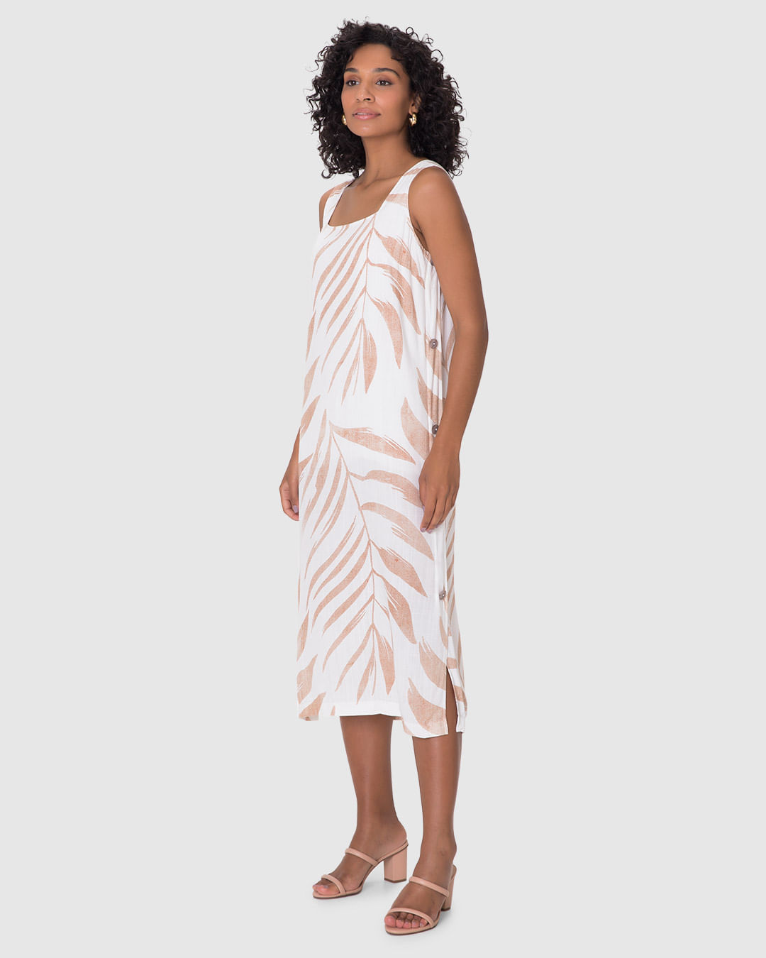 Vestido Midi Feminino Estampa Folhagem Abotoamento Lateral em Viscose Flamê
