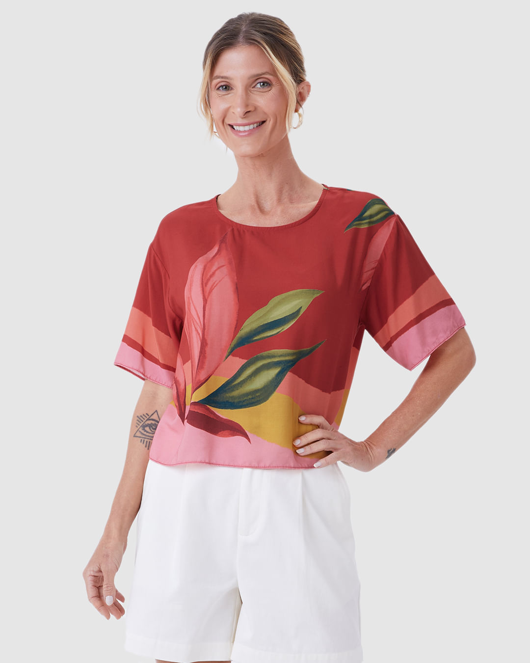 Blusa Box Feminina Estampa Folhagem Em Viscose