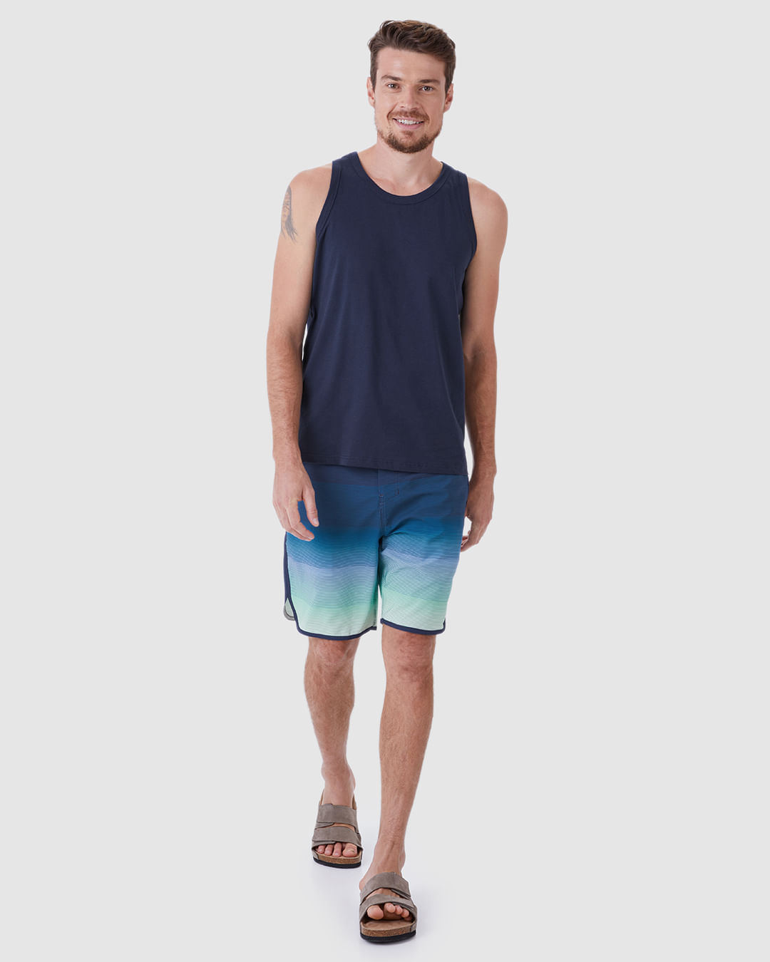 Bermuda Masculina Tradicional Cadarço Frontal Em Microfibra Com Elastano - Imagem 11