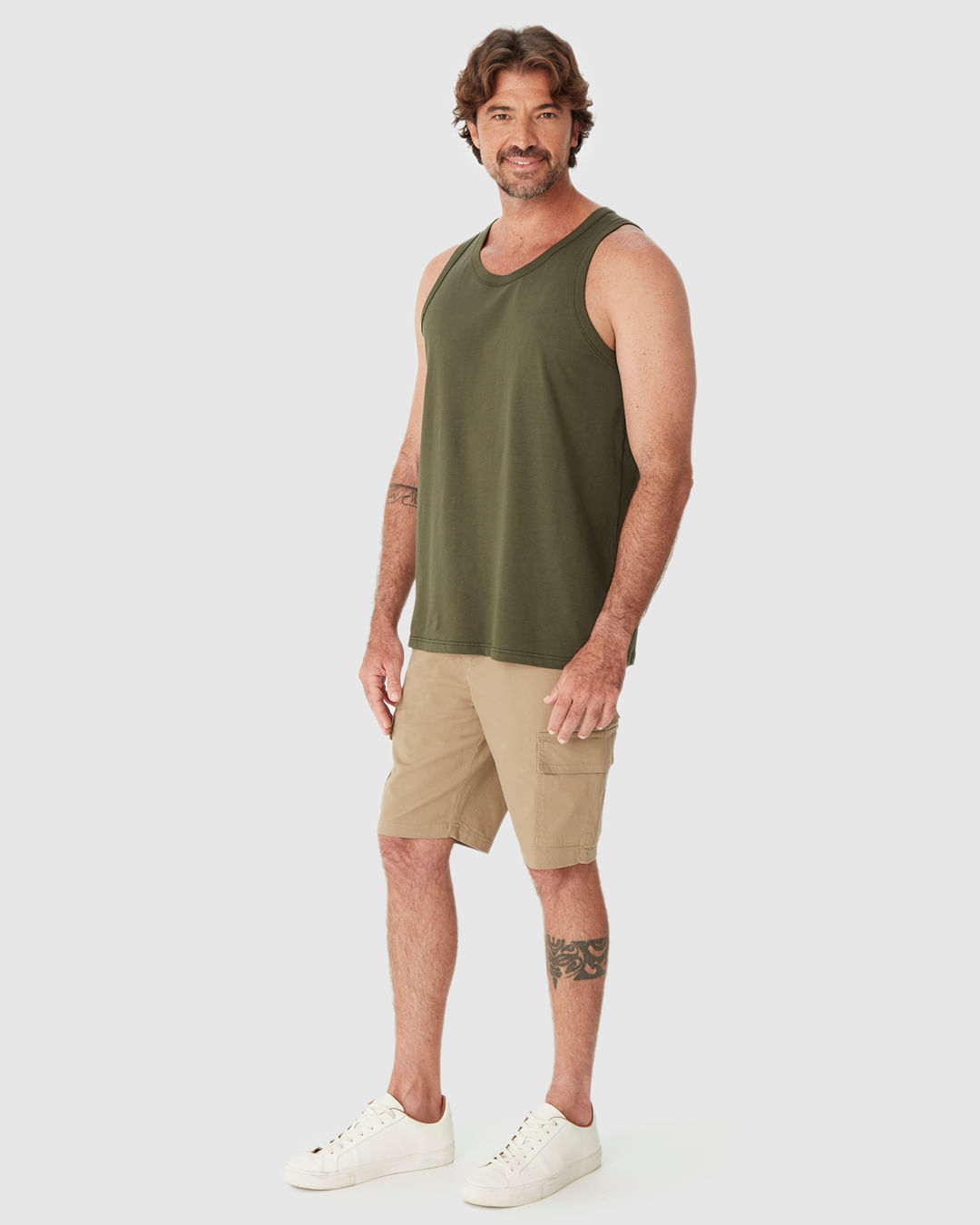 Regata Básica Masculina Alça Estreita Etiqueta Estampada Em Algodão - Imagem 17