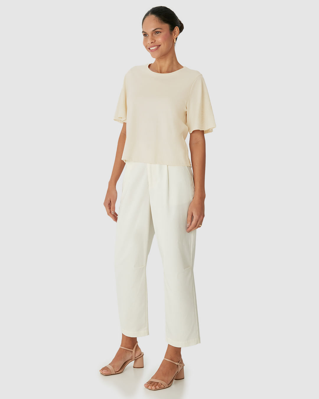 Blusa Feminina Manga Curta Com Estampa Puff Em Malha Comfy - Imagem 7