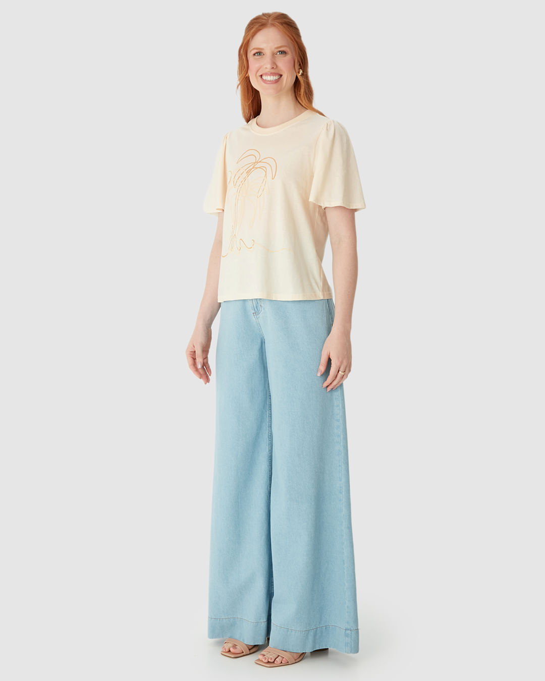 Camiseta Feminina Estampa Puff Alto Relevo Manga Franzida Em Algodão - Imagem 17