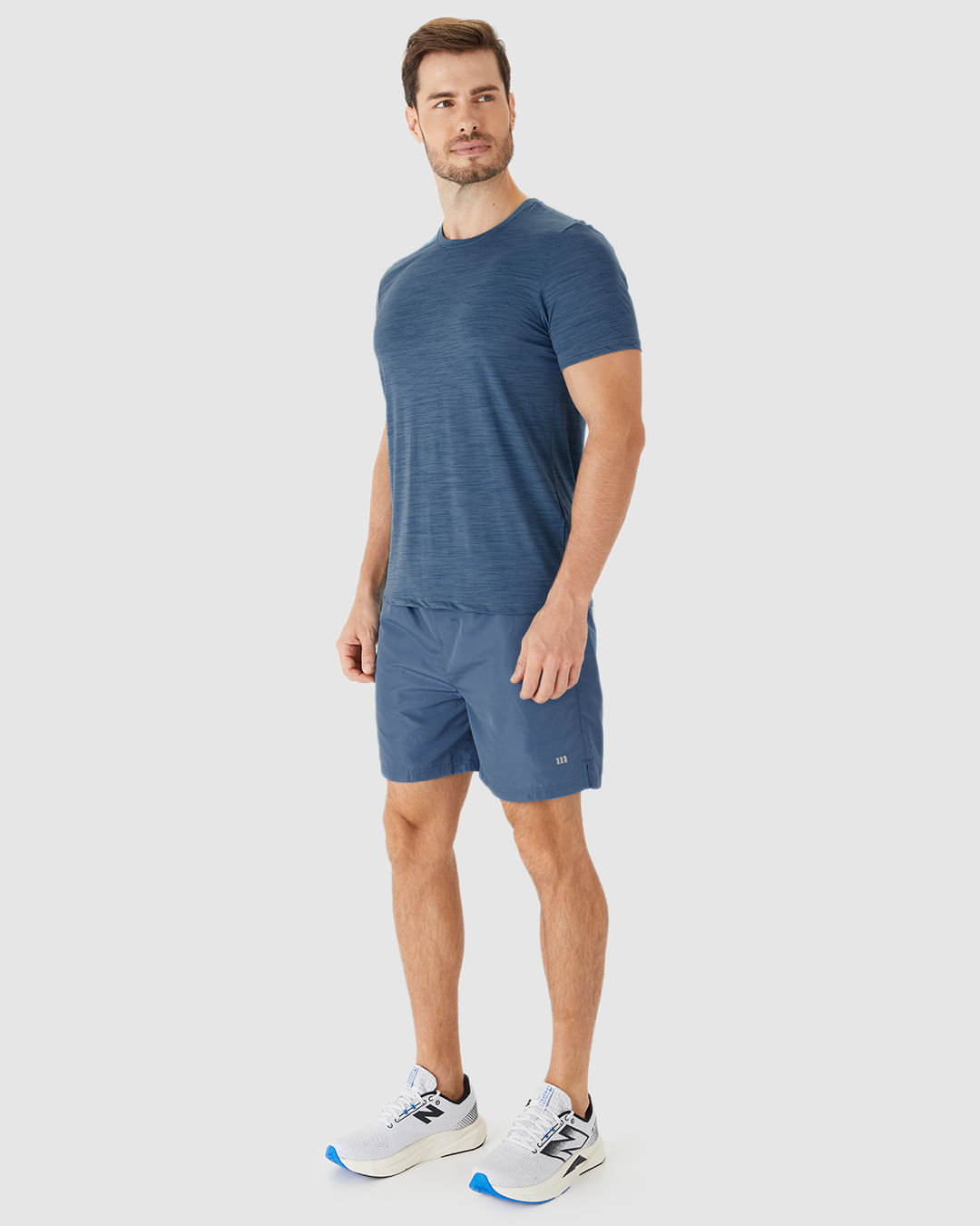 Camiseta Esportiva Masculina Com Passante Para Fone De Ouvido Malha Rajada Dry Malwee Active - Imagem 2