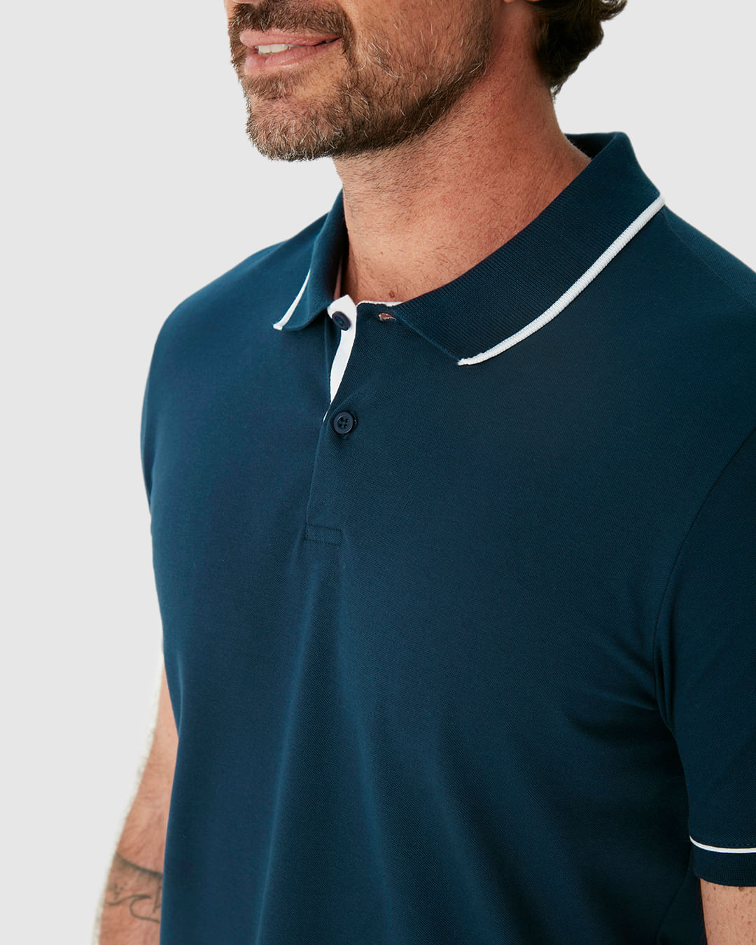 Camisa Polo Básica Masculina Detalhe Costura Contraste Em Piquet Stretch - Imagem 13