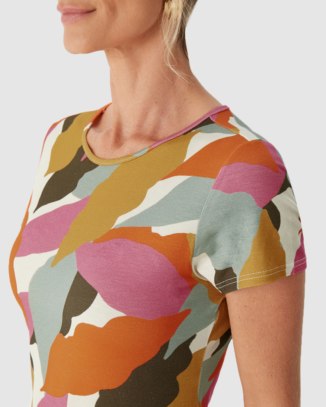 Blusa Justa Feminina Estampada Em Viscose Stretch - Imagem 13