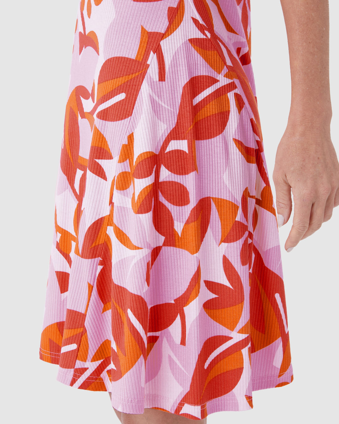 Vestido Feminino Evasê Sem Manga Estampa Folhagem Em Malha Viscose Canelada - Imagem 28