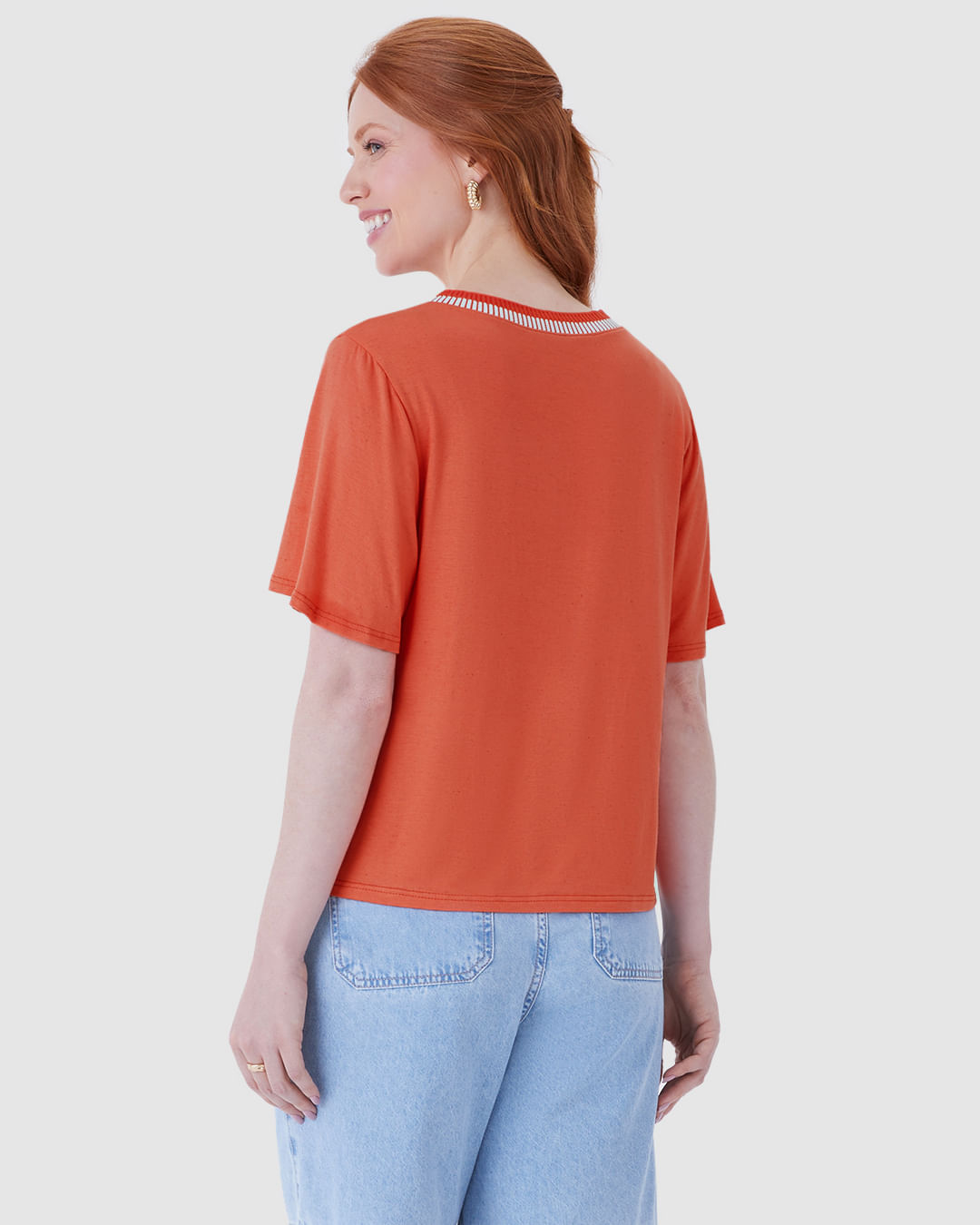 Blusa Ampla Feminina Decote V Retilínea Em Malha Viscolinho Stretch - Imagem 5