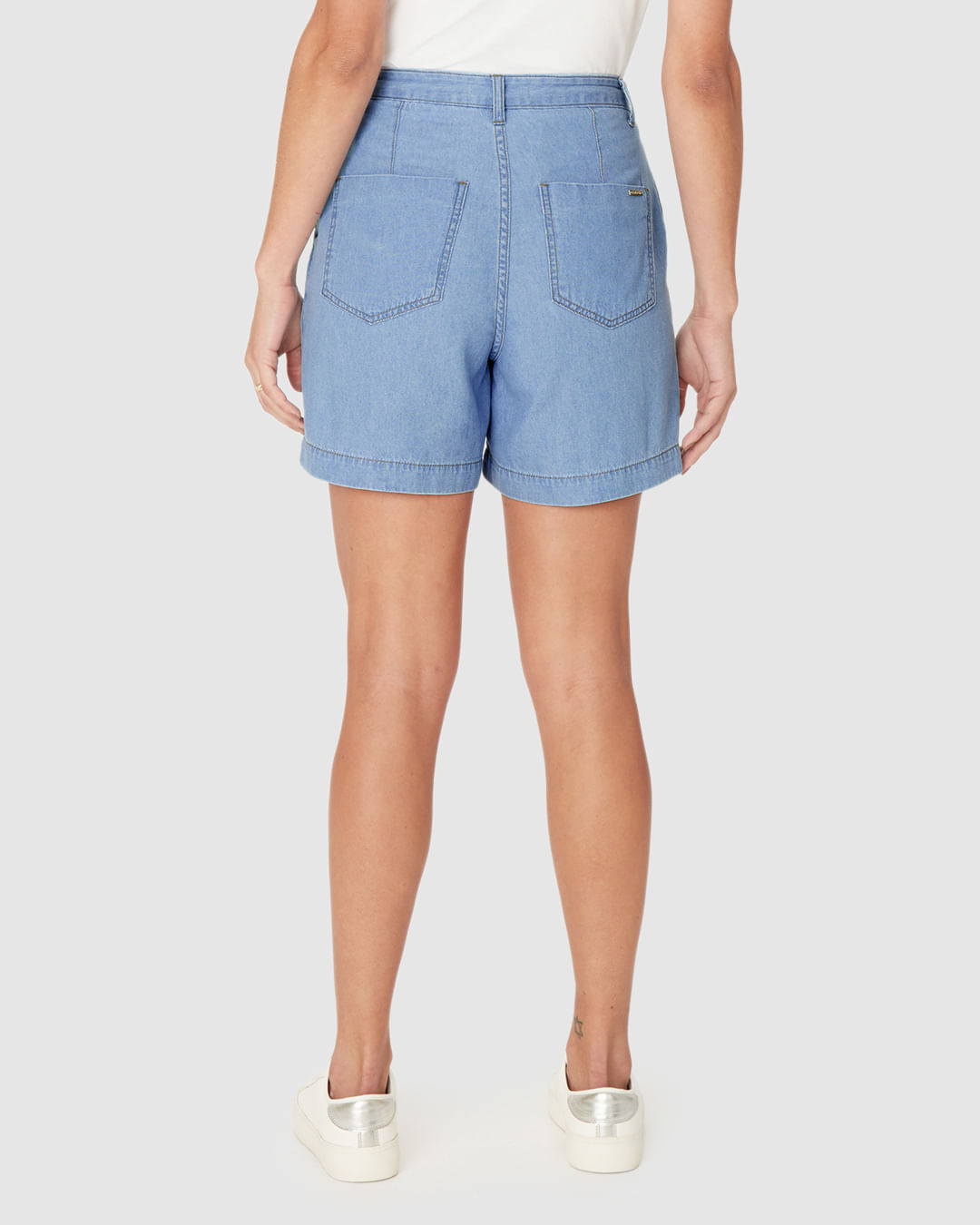 Bermuda Alfaiataria Feminina Abotoamento Interno Em Jeans 100% Algodão - Imagem 35