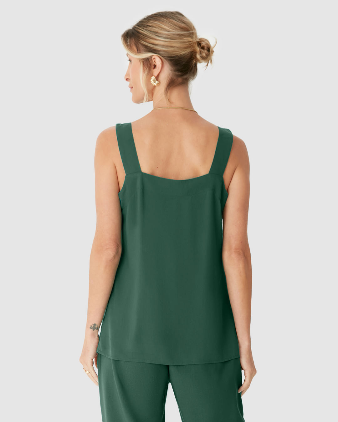 Regata Box Feminina Decote V Alça Larga Em Viscose - Imagem 5