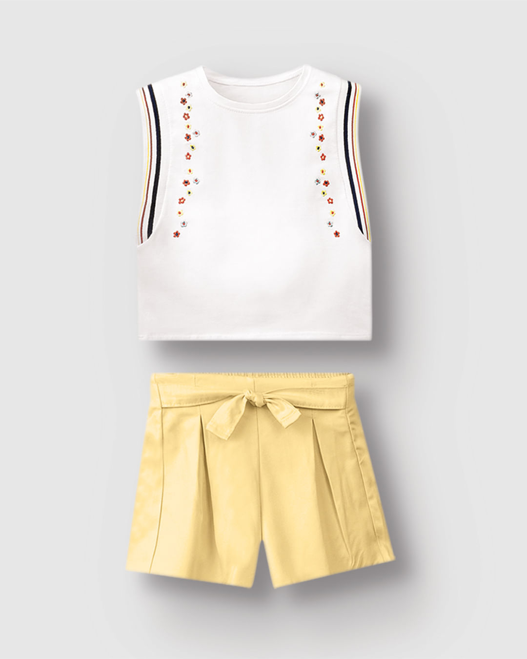 Conjunto Menina Shorts Detalhe Faixa Frontal em Crepe de Viscose - Carinhoso