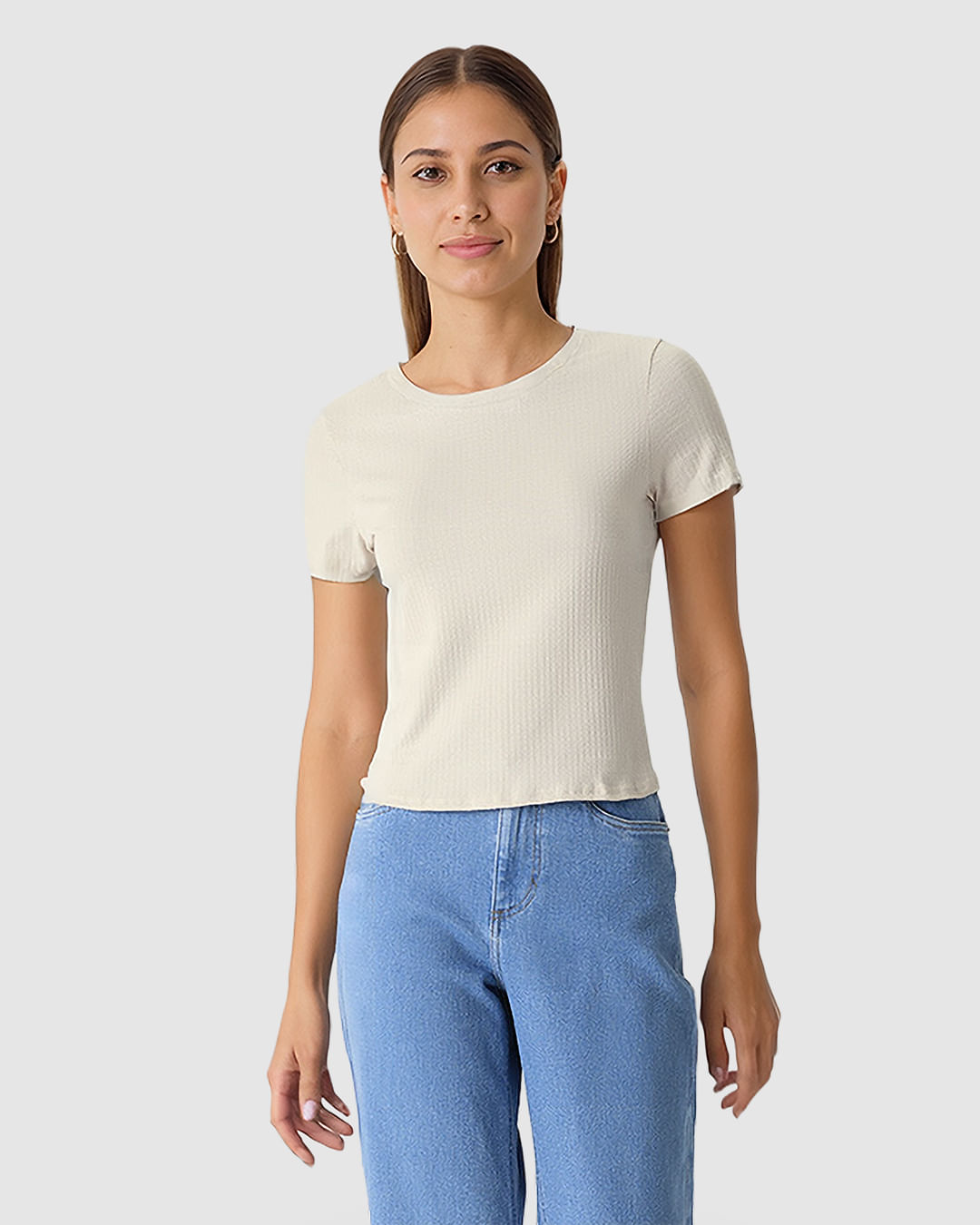 Blusa Cropped Feminina Decote Redondo Manga Curta Em Malha Texturizada - Imagem 6