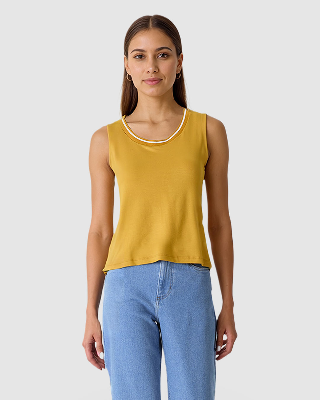 Regata Feminina Decote U Retilínea Em Moletinho De Viscose - Imagem 6