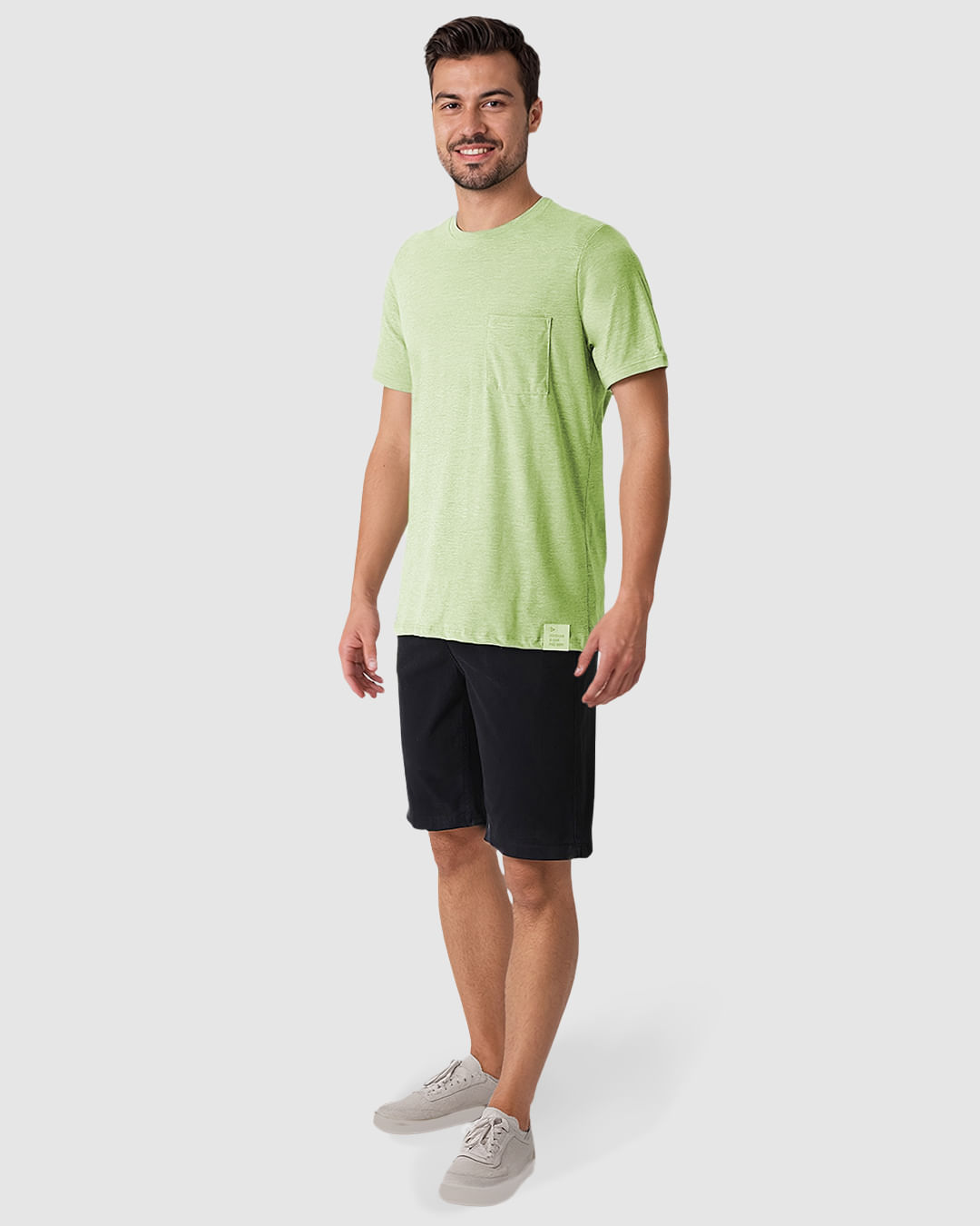 Camiseta Masculina Bolso Frontal Etiqueta Decorativa Em Malha Com Textura - Imagem 2