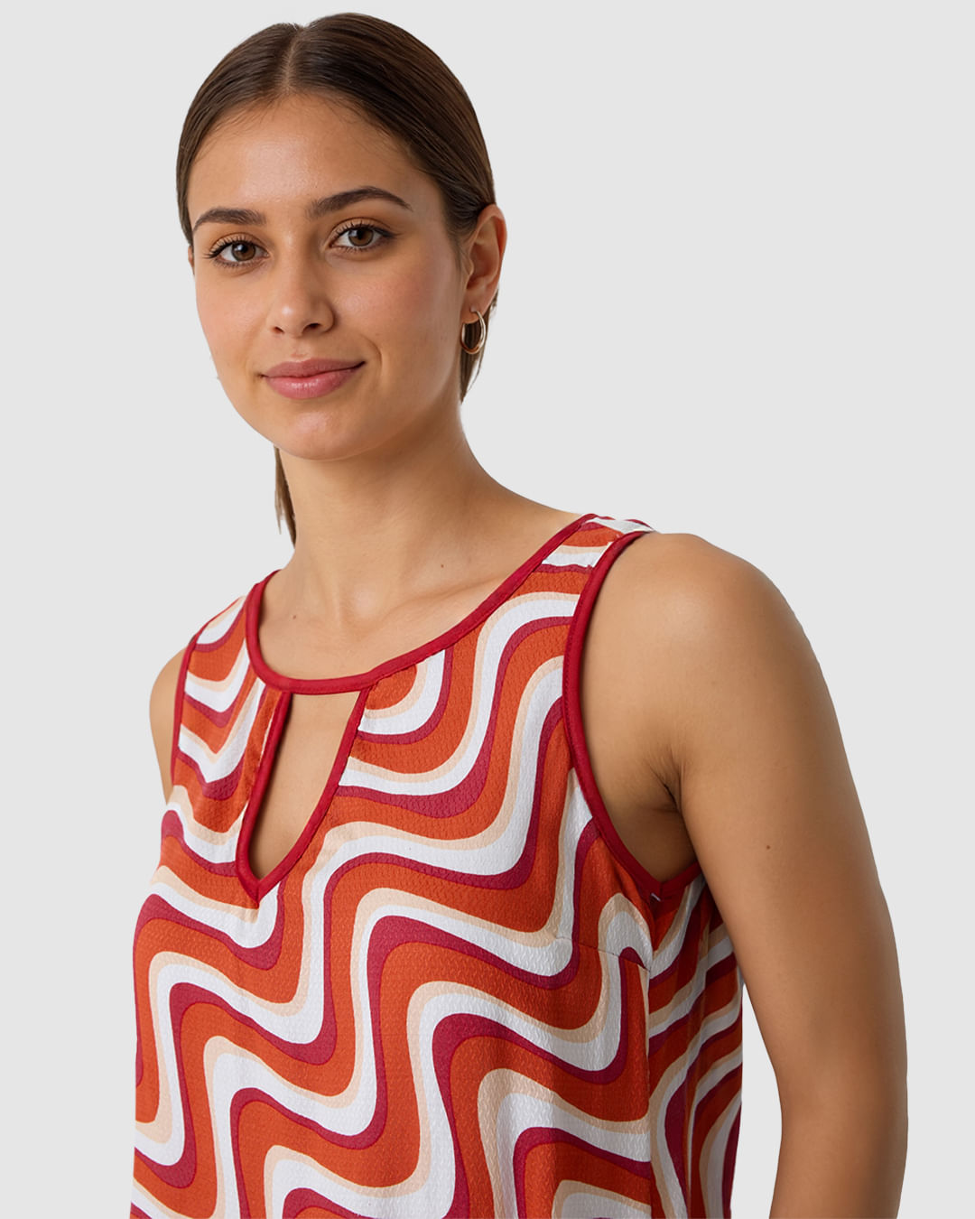 Regata Feminina Estampada Detalhe Fenda Decote Em Viscose - Imagem 13