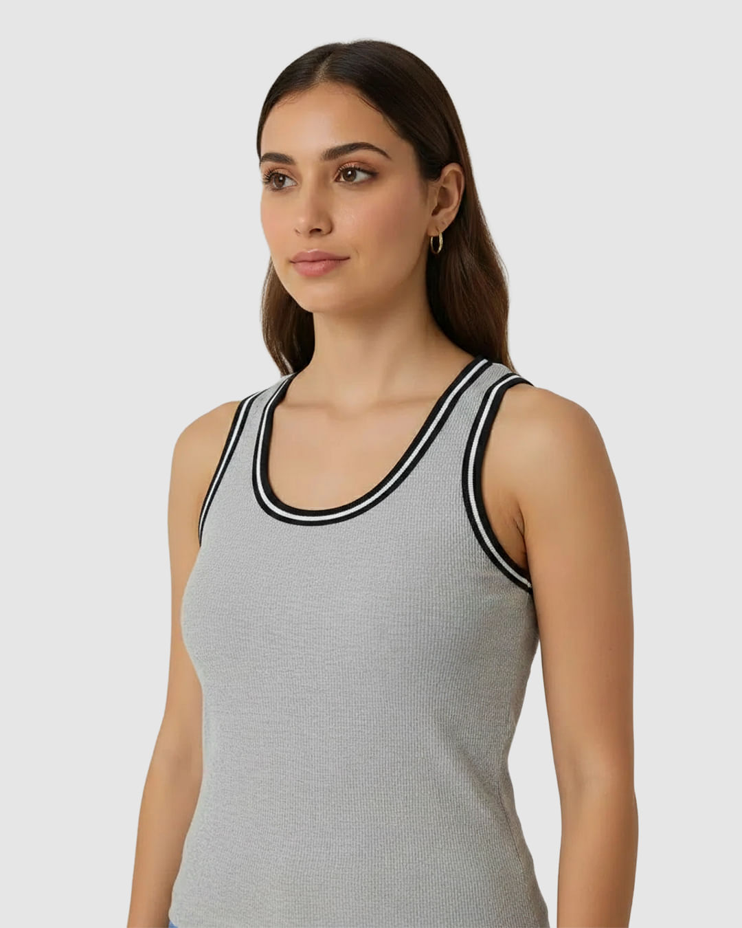 Regata Feminina Decote U Retilínea Em Moletinho De Viscose - Imagem 8