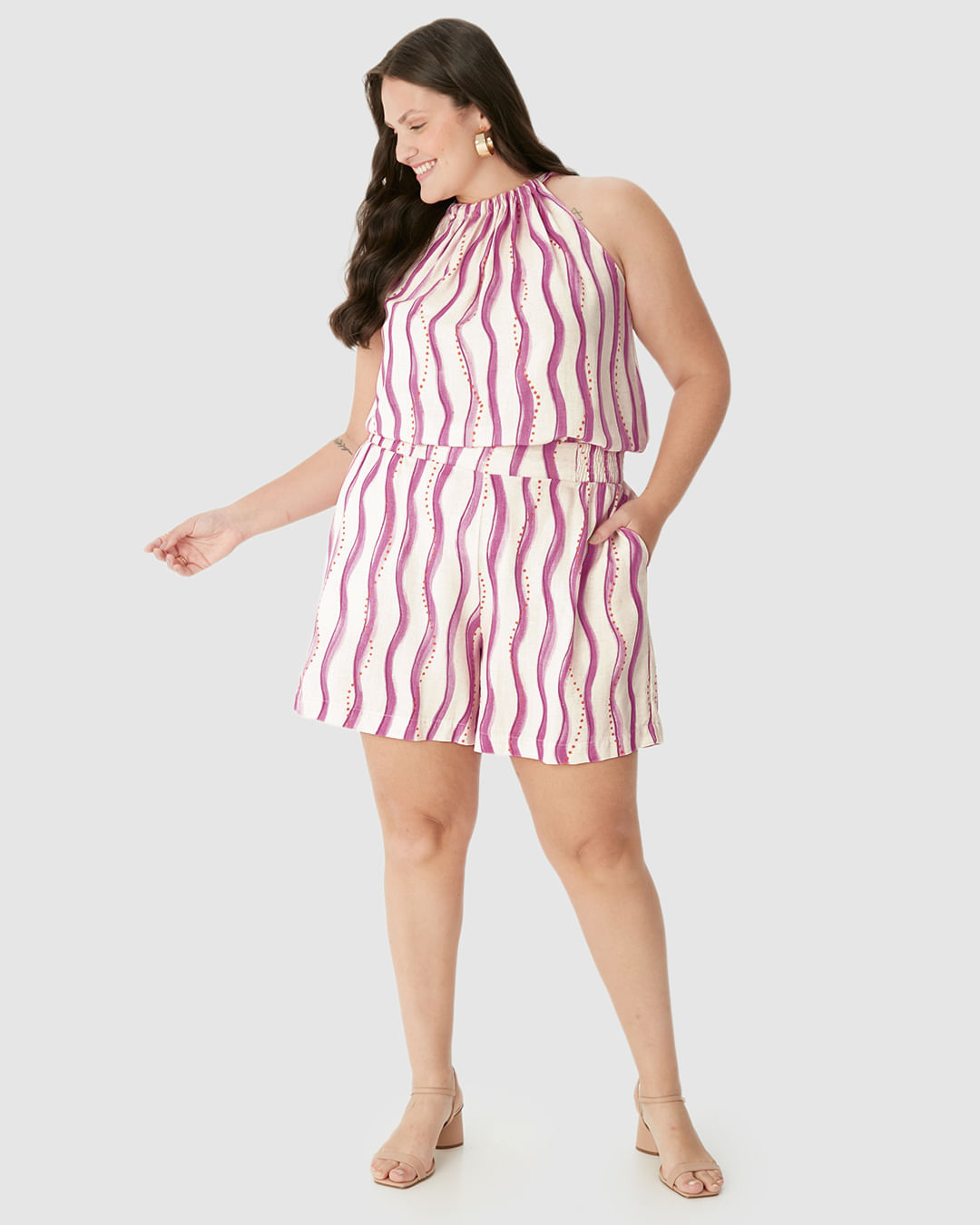 Shorts Feminino Plus Size Listrado Cós Elástico Em Viscolinho Texturizado - Imagem 6