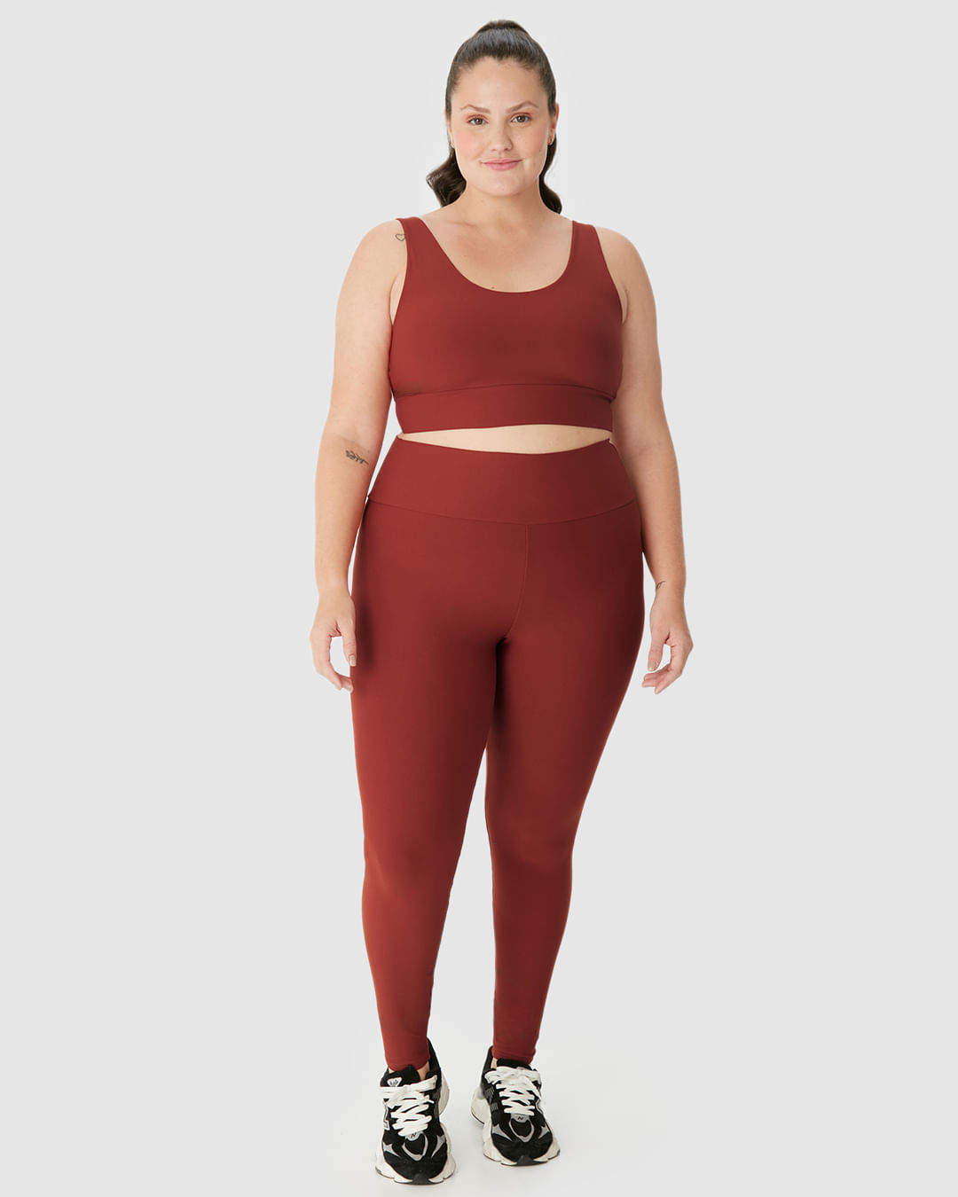 Calça Legging Feminina Plus Size Esportiva Em Malha Com Proteção UV50+ Malwee Active