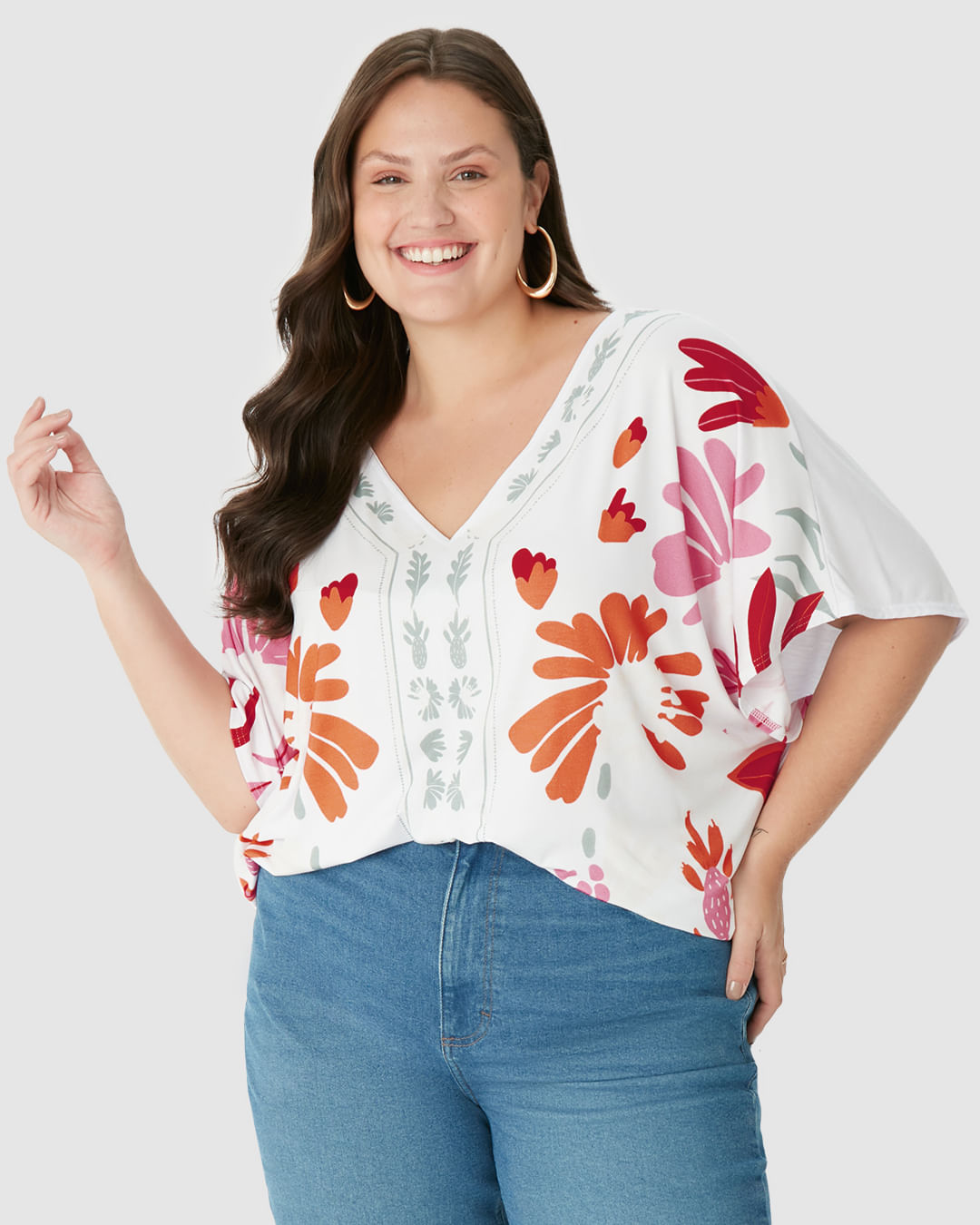 Blusa Feminina Plus Size Ampla Estampada Decote V Em Viscose Stretch - Imagem 16