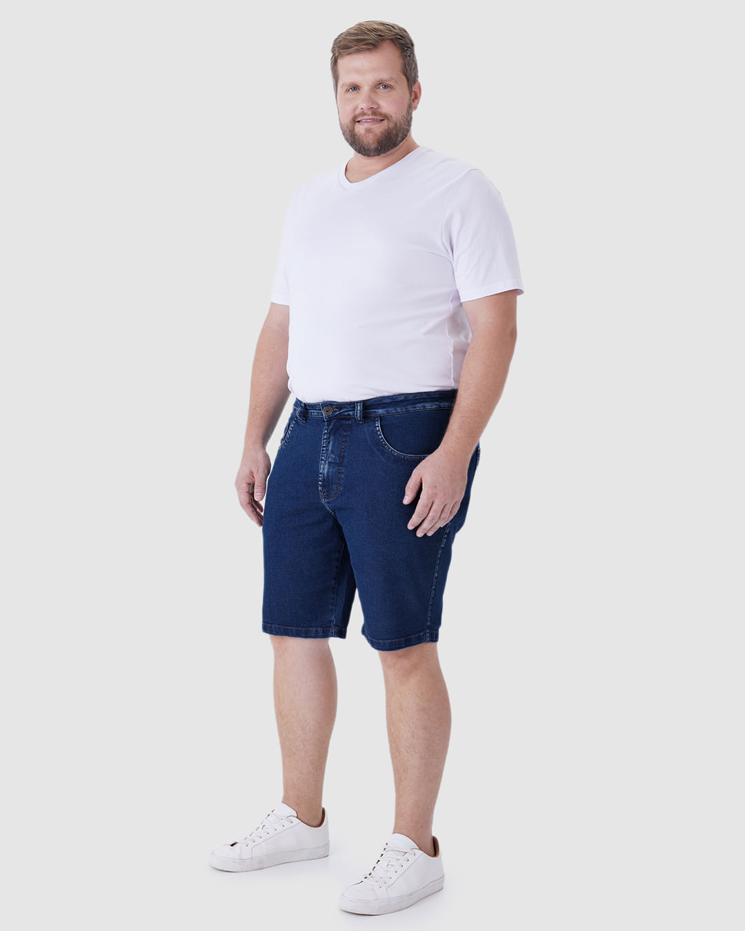 Bermuda Masculina Plus Size Tradicional Em Jeans Com Elastano - Imagem 17