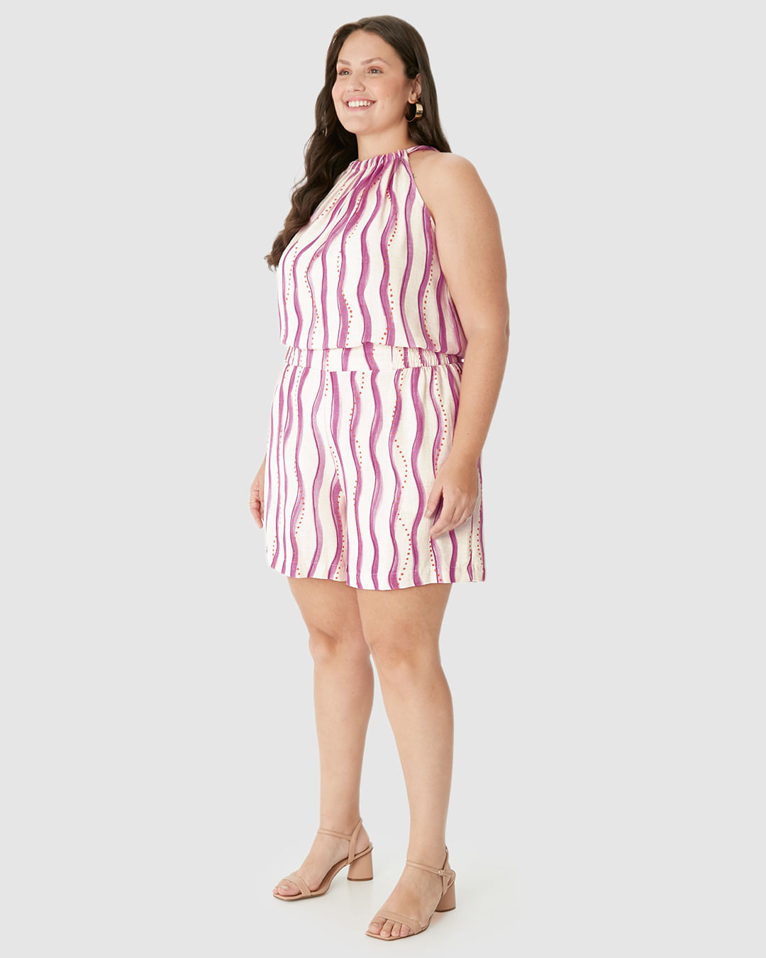 Shorts Feminino Plus Size Listrado Cós Elástico Em Viscolinho Texturizado - Imagem 12