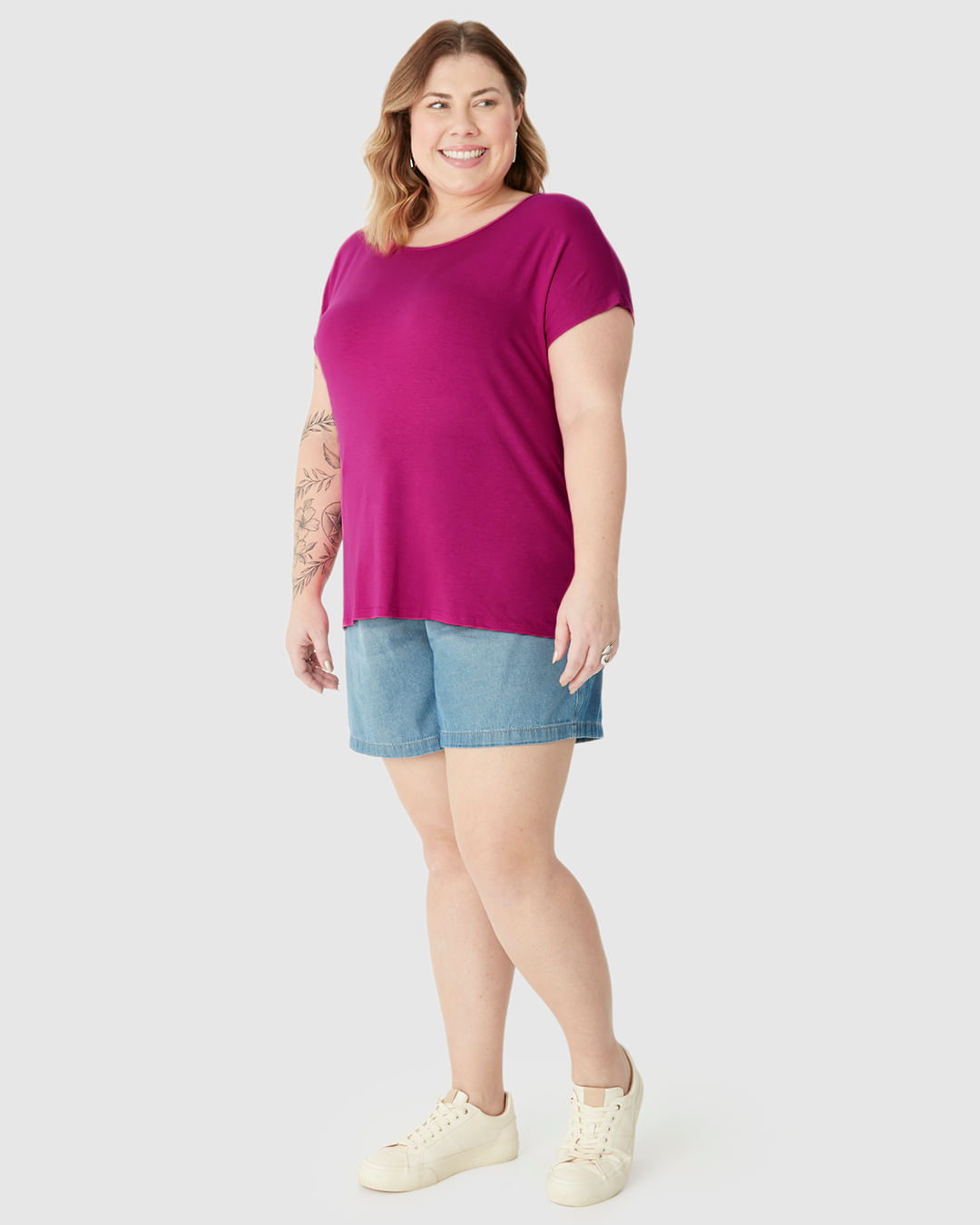 Blusa Básica Feminina Plus Size Manga Japonesa Em Viscose Stretch - Imagem 7