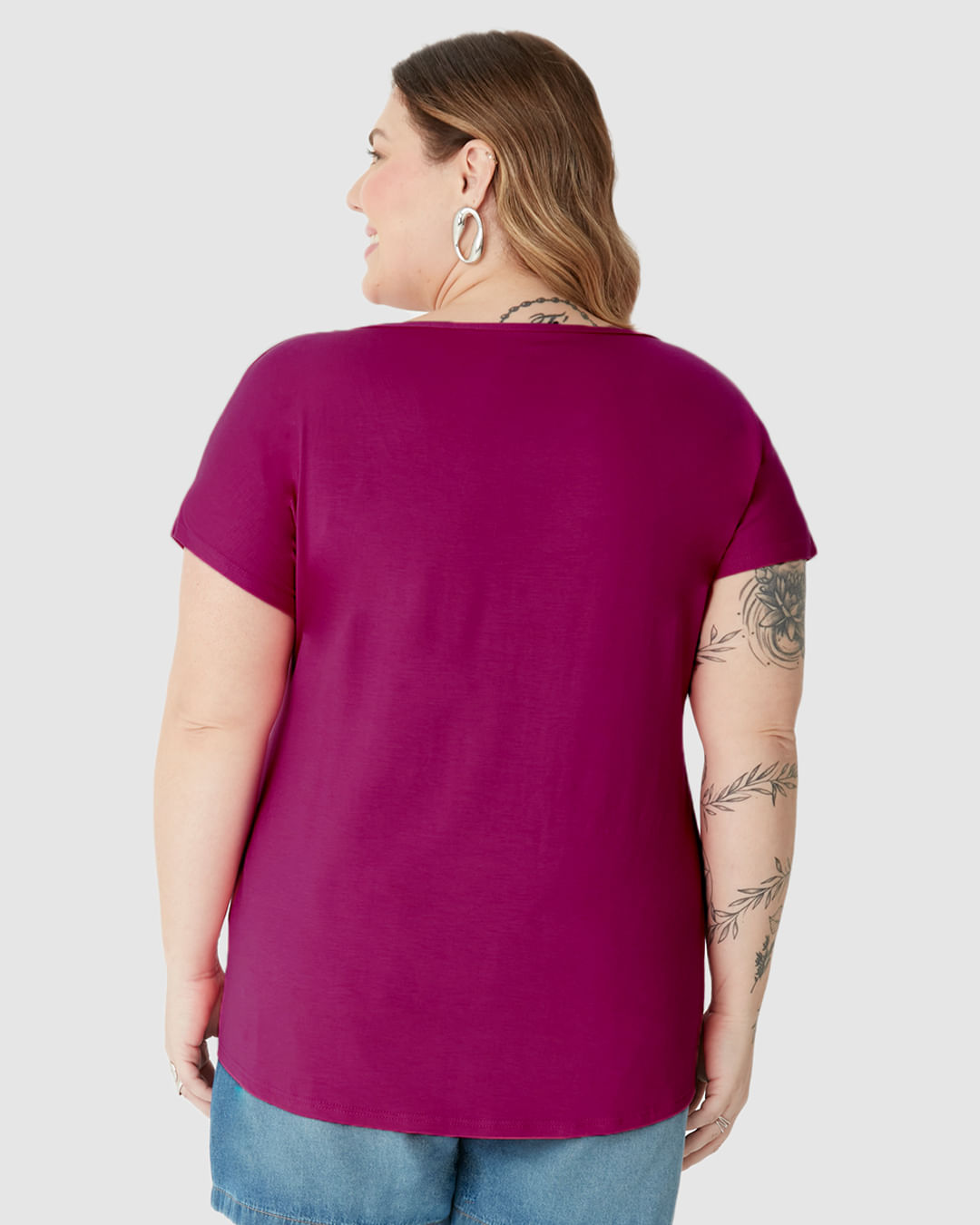 Blusa Básica Feminina Plus Size Manga Japonesa Em Viscose Stretch - Imagem 5