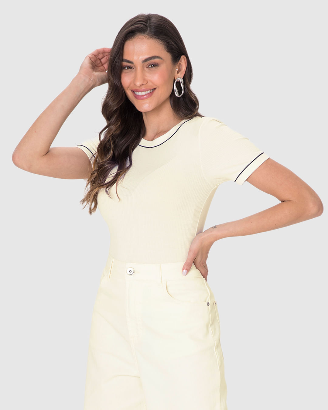 Blusa Básica Feminina Costura Contraste Em Malha Viscose Canelada - Imagem 26