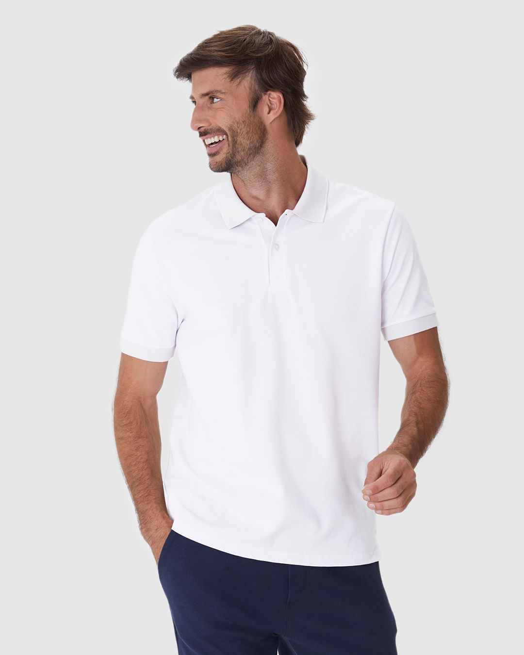Camisa Polo Masculina Regular Detalhes Retilínea em Piquet Premium