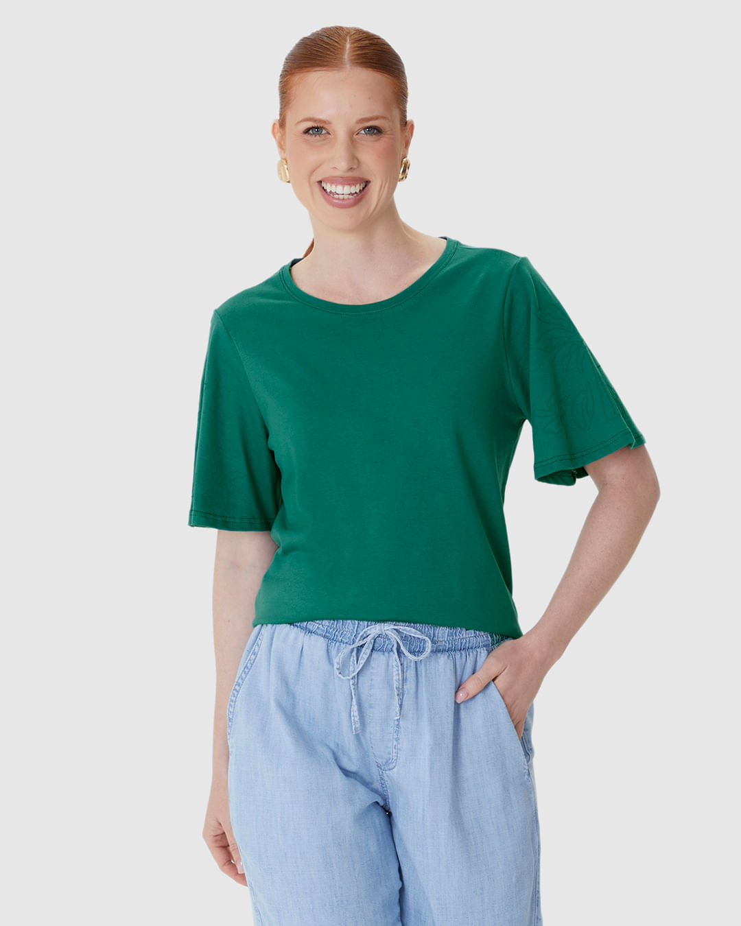 Blusa Feminina Manga Curta com Estampa Puff em Malha Comfy