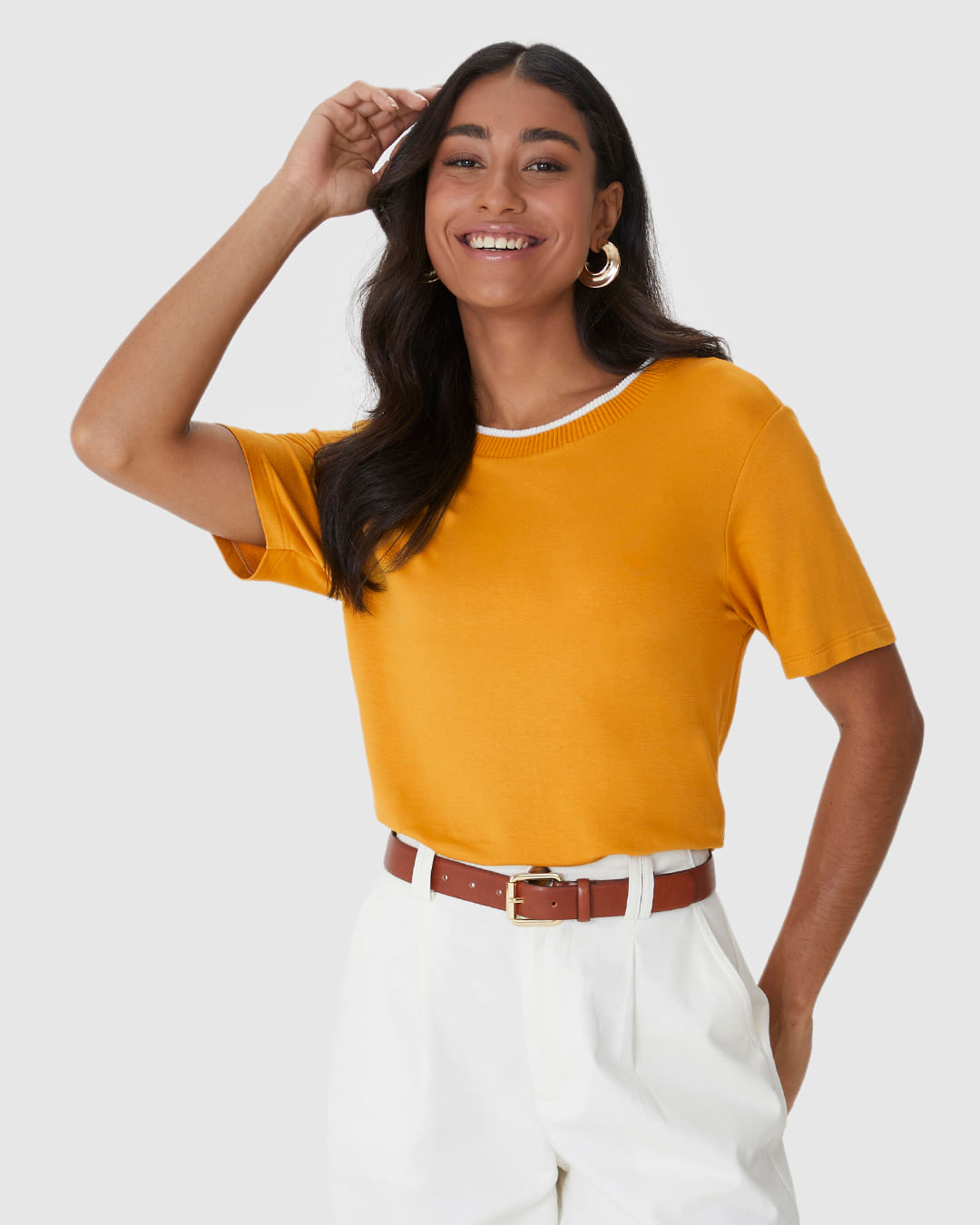 Blusa Básica Feminina Decote Retilínea em Moletinho de Viscose